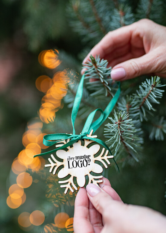Anhänger  Wood Tag Exklusive aus Holz Weihnachtsanhänger mit individuellem Firmenlogo, Holz-Anhänger mit Schleife Firmen-Weihnachtskarten, mit Bändern, Individuelle für Firmen 08/holzWA/tag